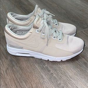 Women’s Nike Air Max
